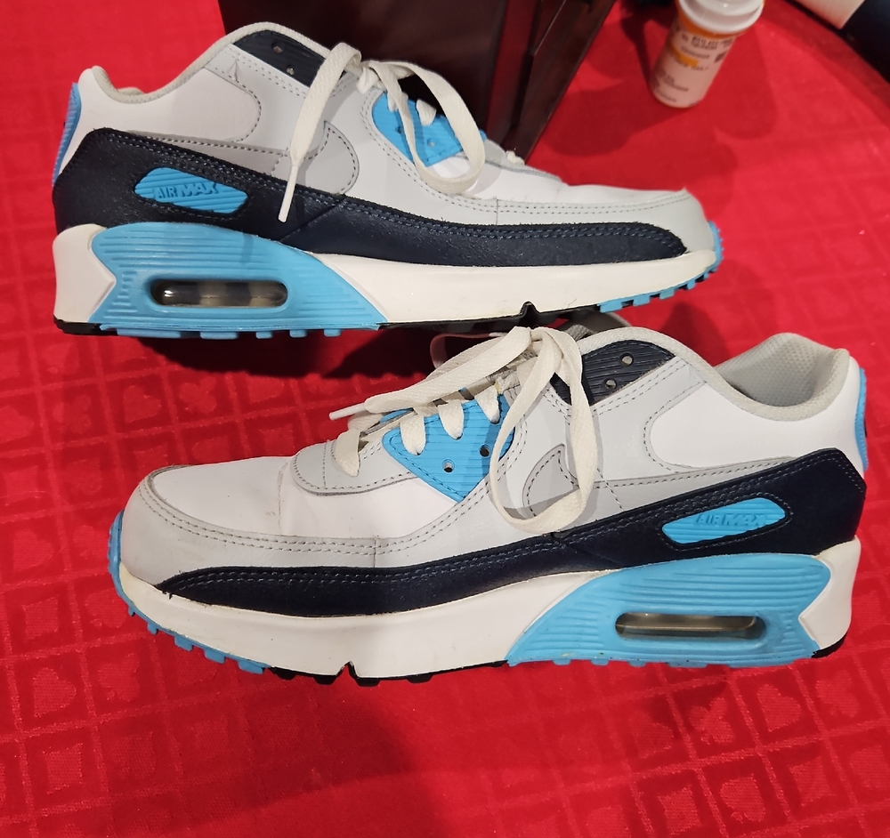 Air Max Style White, Navy & Light Blue Sneakers